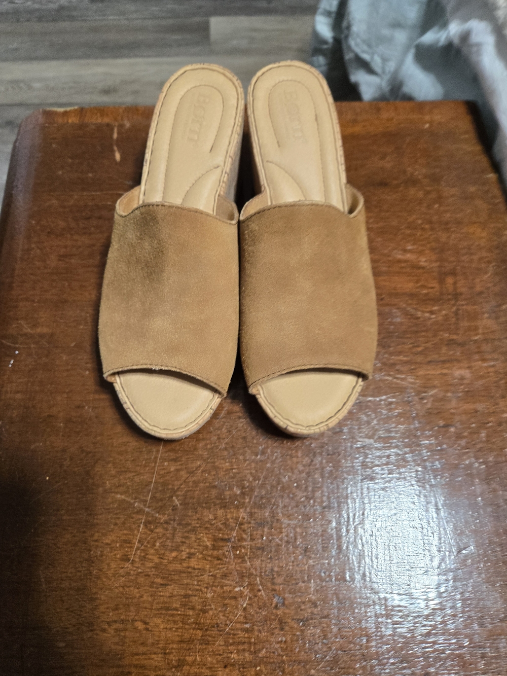 Born Women's Tan Suede Slide Wedges